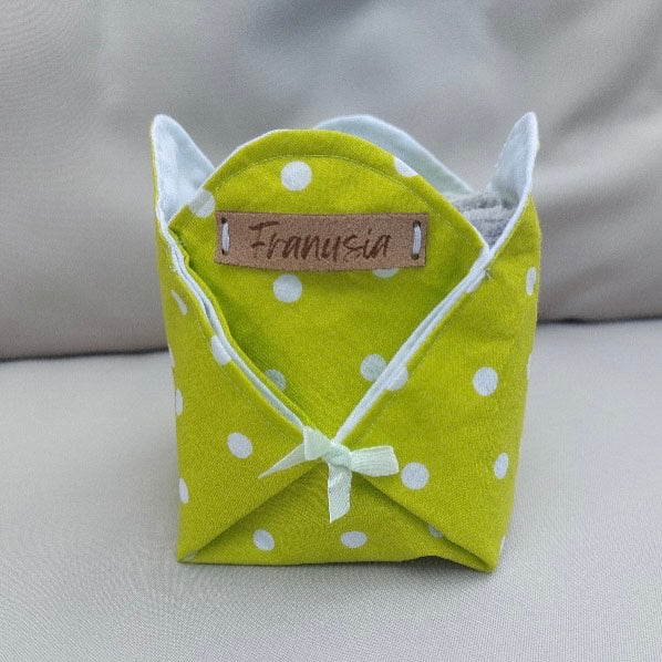Panière avec ses 10 lingettes